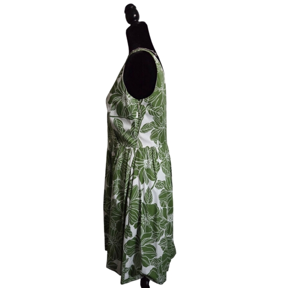 Jessica Howard Green and White Floral Sleeveless Dress Women's Size 10P - Picture 5 of 13